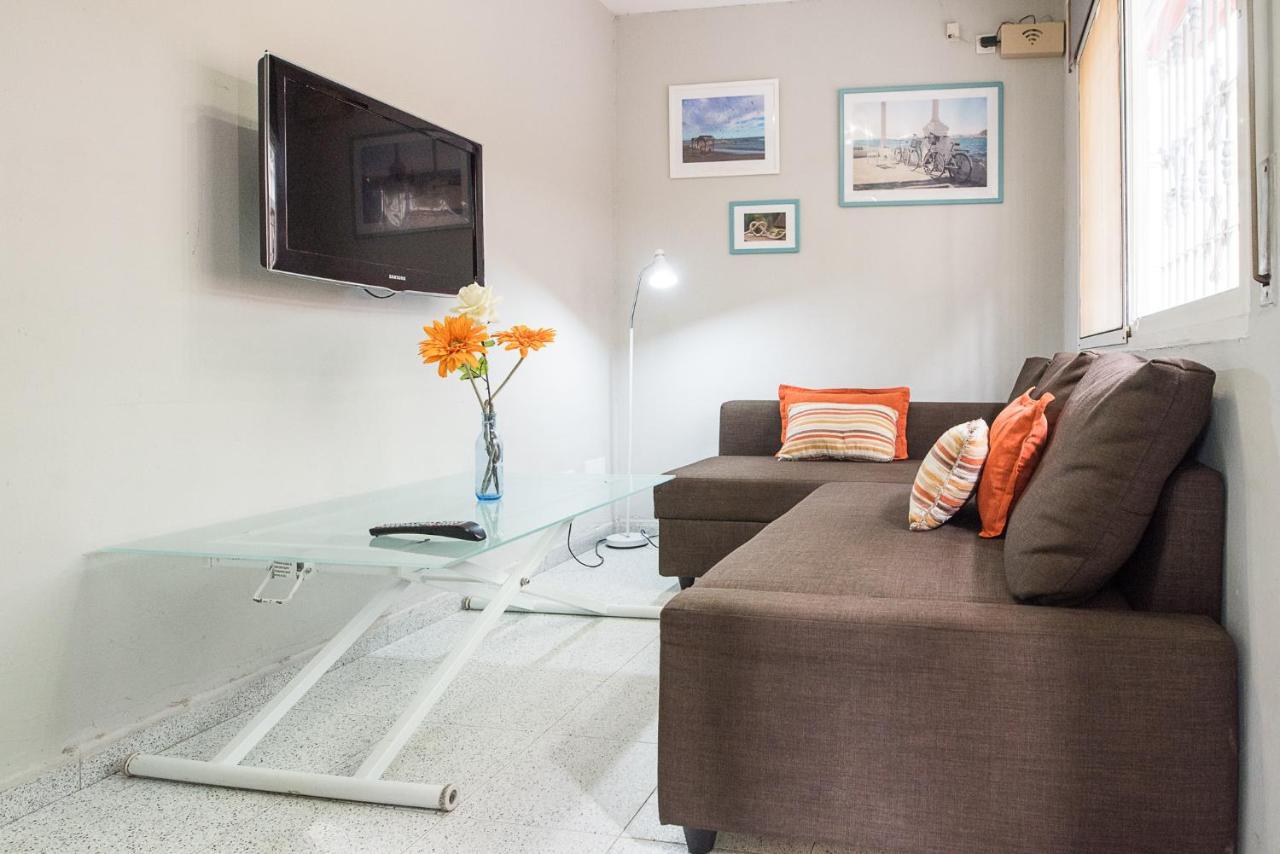 Malagaonbeach 1 - Two Bedrooms - Up To 3 People - 10 Meters Beach Eksteriør billede